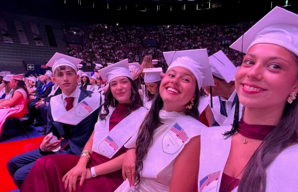 Cinc nous estudiants del GEM graduats en Batxillerat Dual